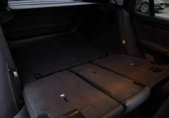 Подержанный автомобиль BMW X4 2015 года (28 фото)