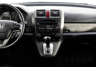 Подержанный автомобиль Honda CR-V 2011 года (13 фото)