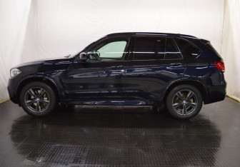 Подержанный автомобиль BMW X5 2015 года (8 фото)
