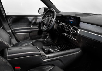 Подержанный автомобиль Mercedes-Benz GLB 2020 года (13 фото)