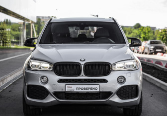 Подержанный автомобиль BMW X5 2016 года (4 фото)