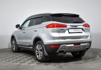 Подержанный автомобиль Geely Atlas 2019 года (7 фото)