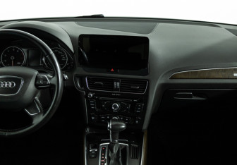 Подержанный автомобиль Audi Q5 2012 года (14 фото)