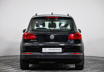 Подержанный автомобиль Volkswagen Tiguan 2011 года (6 фото)