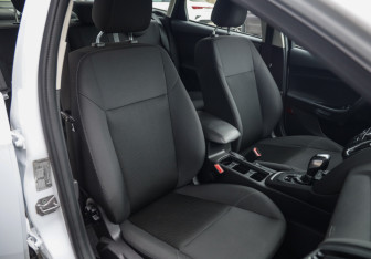 Подержанный автомобиль Ford Focus Sedan 2018 года (20 фото)