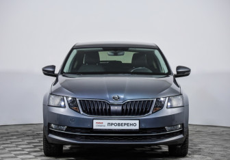 Подержанный автомобиль Skoda Octavia Liftback 2020 года (2 фото)