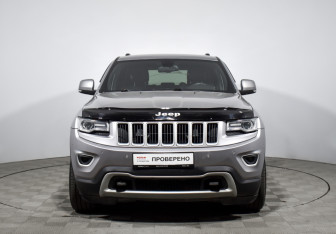 Подержанный автомобиль Jeep Grand Cherokee 2013 года (2 фото)