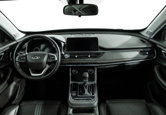 Подержанный автомобиль Chery Tiggo 8 Pro 2021 года (13 фото)