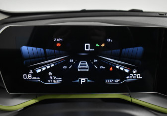 Подержанный автомобиль Geely Coolray 2023 года (24 фото)