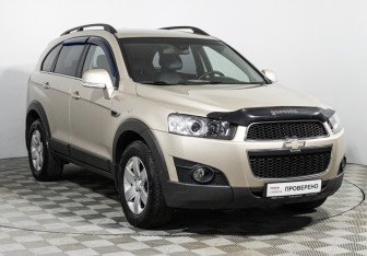 Подержанный автомобиль Chevrolet Captiva 2012 года (3 фото)