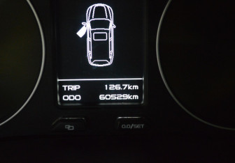 Подержанный автомобиль Geely Emgrand X7 2019 года (16 фото)