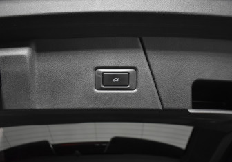 Подержанный автомобиль Jaecoo J8 2024 года (21 фото)