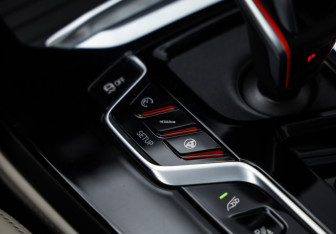 Подержанный автомобиль BMW X3 M 2020 года (24 фото)