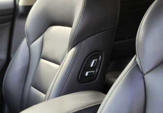 Подержанный автомобиль Geely Atlas 2020 года (10 фото)