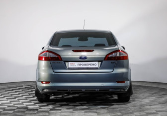 Подержанный автомобиль Ford Mondeo Sedan 2007 года (6 фото)