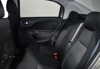 Подержанный автомобиль Peugeot 301 2013 года (11 фото)