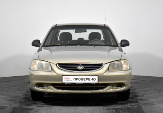 Подержанный автомобиль Hyundai Accent Sedan 2008 года (2 фото)