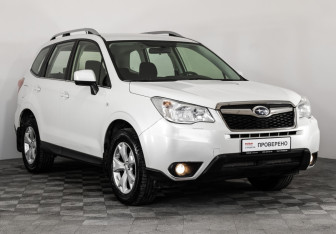 Подержанный автомобиль Subaru Forester Suv 2014 года (3 фото)