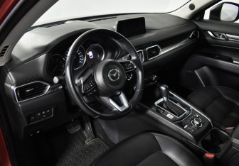 Подержанный автомобиль Mazda CX-5 2017 года (9 фото)