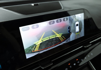 Подержанный автомобиль Omoda C5 2023 года (17 фото)