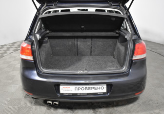 Подержанный автомобиль Volkswagen Golf Hatchback 2011 года (20 фото)