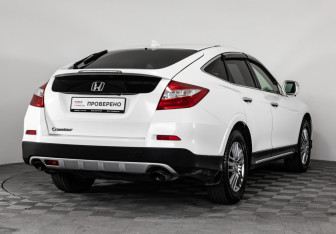 Подержанный автомобиль Honda Crosstour 2013 года (5 фото)