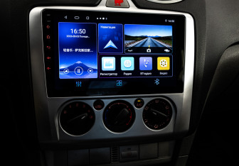 Подержанный автомобиль Ford Focus Sedan 2008 года (12 фото)