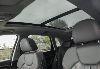 Подержанный автомобиль Audi Q5 2021 года (26 фото)