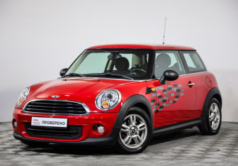 Подержанный автомобиль MINI Hatch 2012 года (1 фото)