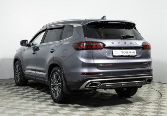 Подержанный автомобиль Chery Tiggo 8 Pro 2023 года (7 фото)