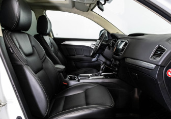 Подержанный автомобиль Geely Emgrand X7 2019 года (19 фото)