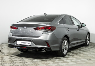 Подержанный автомобиль Hyundai Sonata 2017 года (5 фото)