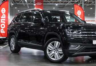 Подержанный автомобиль Volkswagen Teramont 2019 года (5 фото)