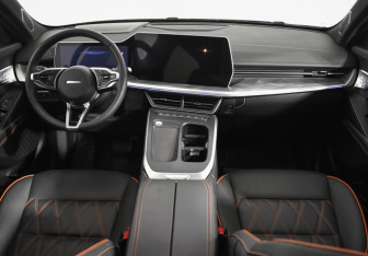 Подержанный автомобиль Haval F7 2024 года (13 фото)