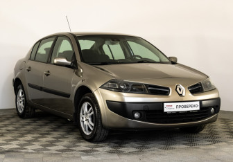 Подержанный автомобиль Renault Megane Sedan 2008 года (3 фото)