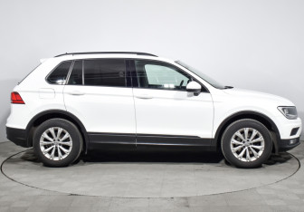 Подержанный автомобиль Volkswagen Tiguan 2018 года (4 фото)