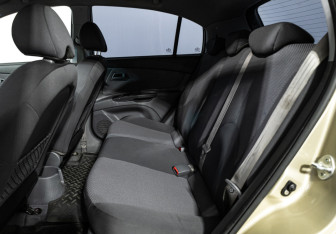 Подержанный автомобиль Kia Rio Hatchback 2011 года (10 фото)
