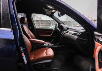 Подержанный автомобиль BMW X3 2012 года (28 фото)