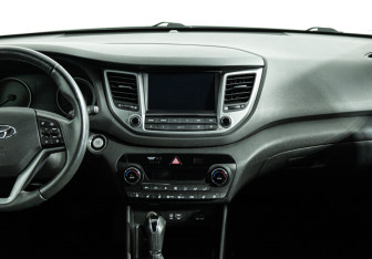 Подержанный автомобиль Hyundai Tucson 2017 года (14 фото)