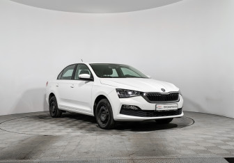 Подержанный автомобиль Skoda Rapid Liftback 2020 года (3 фото)
