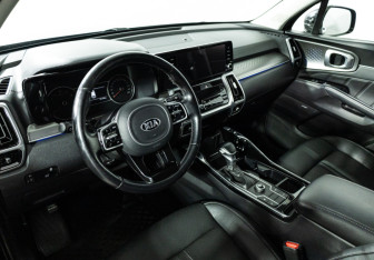 Подержанный автомобиль Kia Sorento 2020 года (11 фото)