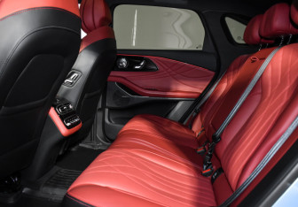 Подержанный автомобиль Exeed RX 2023 года (13 фото)