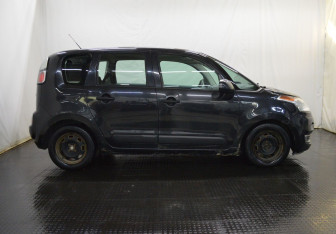 Подержанный автомобиль Citroen C3 Picasso 2010 года (4 фото)