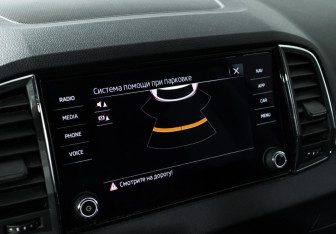 Подержанный автомобиль Skoda Karoq 2021 года (15 фото)