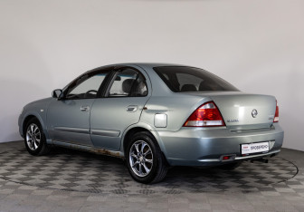 Подержанный автомобиль Nissan Almera Classic 2008 года (7 фото)
