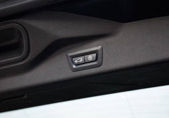 Подержанный автомобиль BMW X7 2019 года (40 фото)