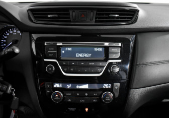 Подержанный автомобиль Nissan Qashqai 2020 года (13 фото)