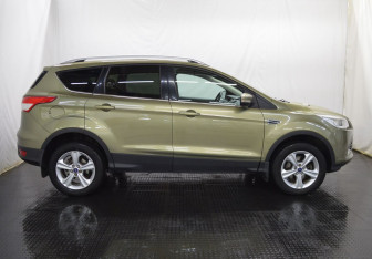 Подержанный автомобиль Ford Kuga 2014 года (4 фото)