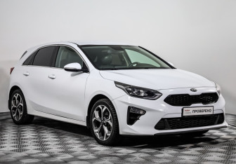 Подержанный автомобиль Kia Ceed Hatchback 2018 года (3 фото)