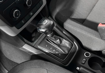 Подержанный автомобиль Skoda Yeti 2012 года (11 фото)